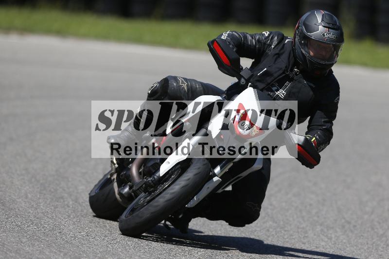 /Archiv-2024/56 10.08.2024 Plüss Moto Sport ADR/Freies Fahren/007